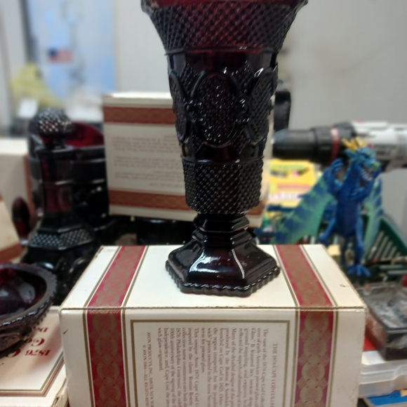 Avon 1876 Cape Cod Collection - Picture 6 of 14